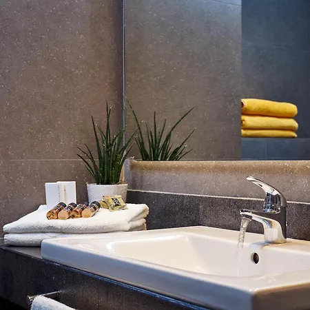 White Rocks Kefalonia 4*