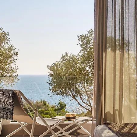 酒店 White Rocks Kefalonia 4*