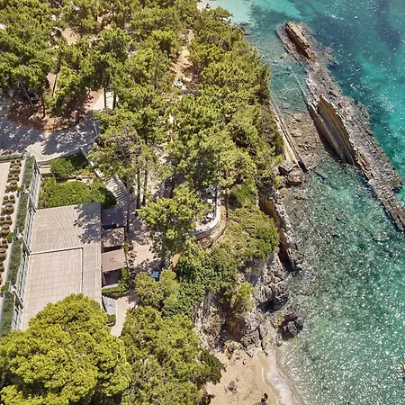 White Rocks Kefalonia 4* 拉瑟