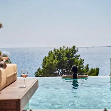 酒店 White Rocks Kefalonia 4*