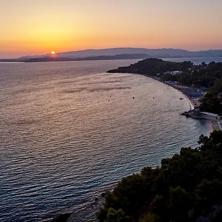 White Rocks Kefalonia 酒店 4*