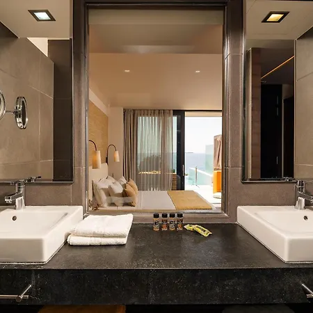 White Rocks Kefalonia Szálloda 4*