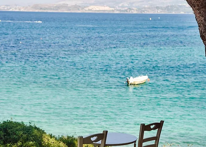 White Rocks Kefalonia Hotel 4*