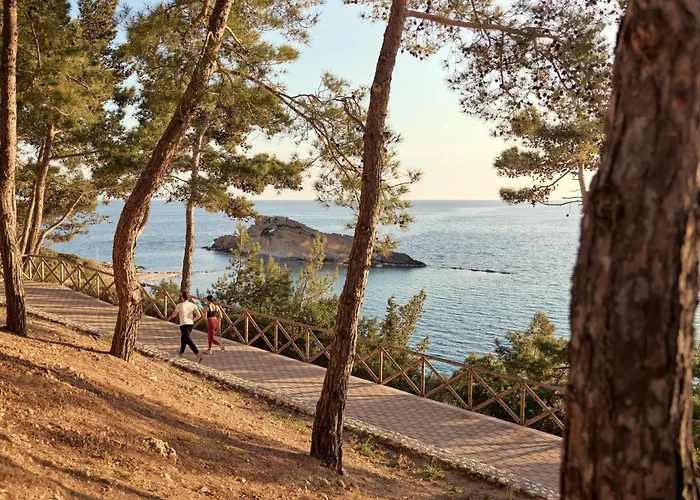 White Rocks Kefalonia Hotel 4*