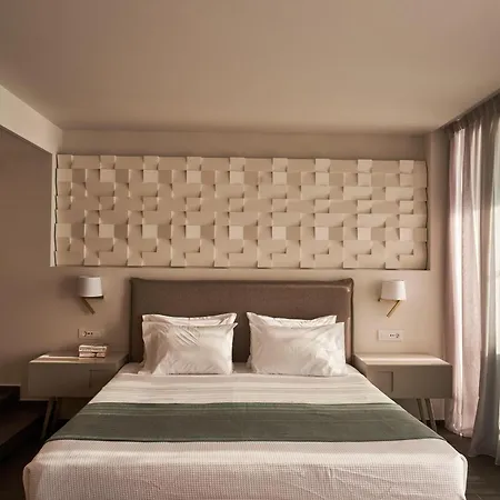 Szálloda White Rocks Kefalonia 4*